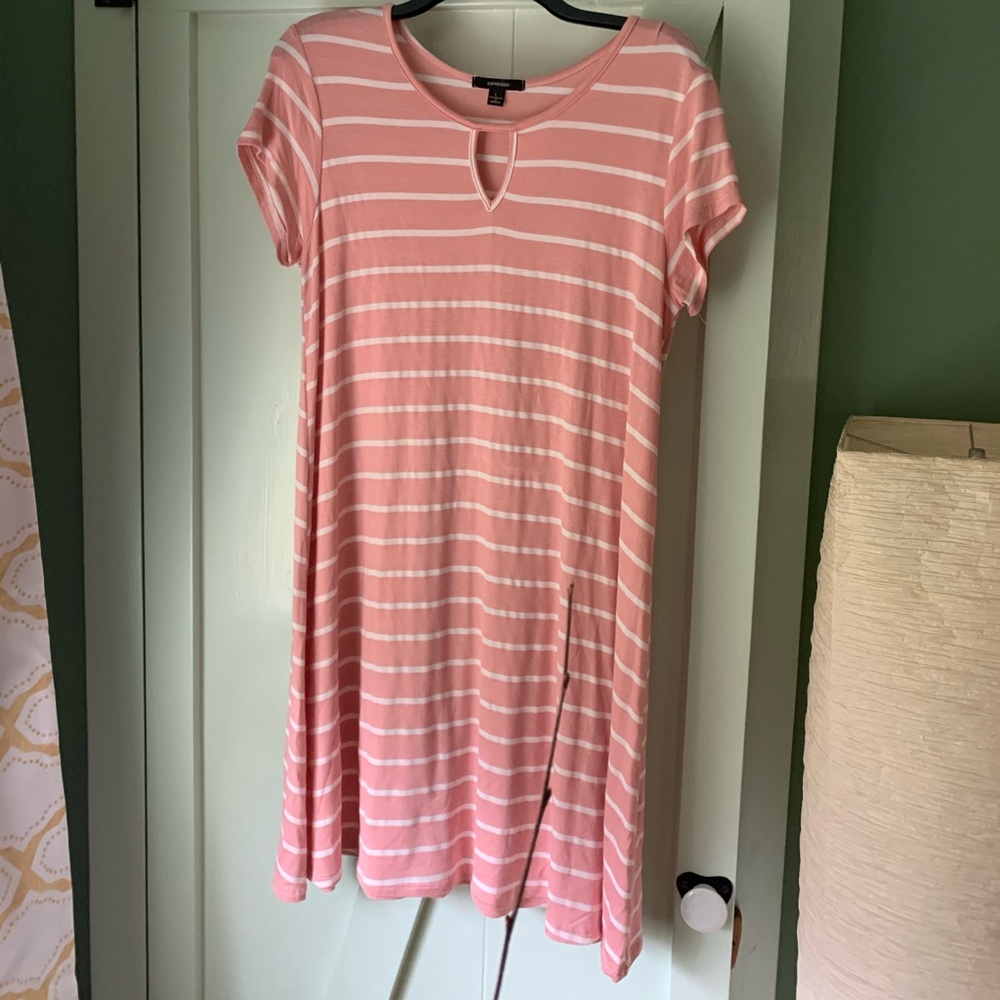 T-shirt dress